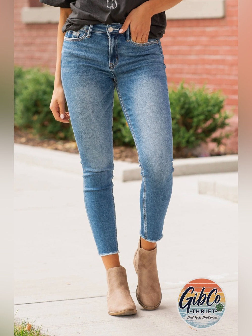 VERVET | SIZE 27 | WOLF N CRANE MID RISE SKINNY